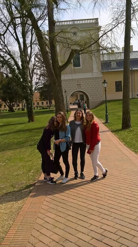 A szarvasi Vajda Péter Ev. Gimnázium diákjai
