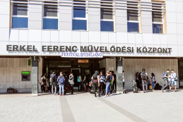 A résztvevők fogadása