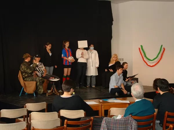 A zsűri figyeli a színjátszó versenyt - Majzik Andrea és Nyitrai Tamás